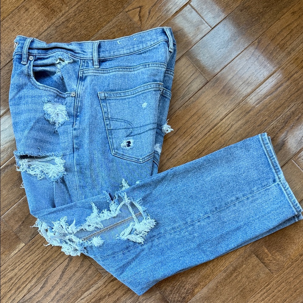 American Eagle Stretch High Rise 90’s Boyfriend Jeans